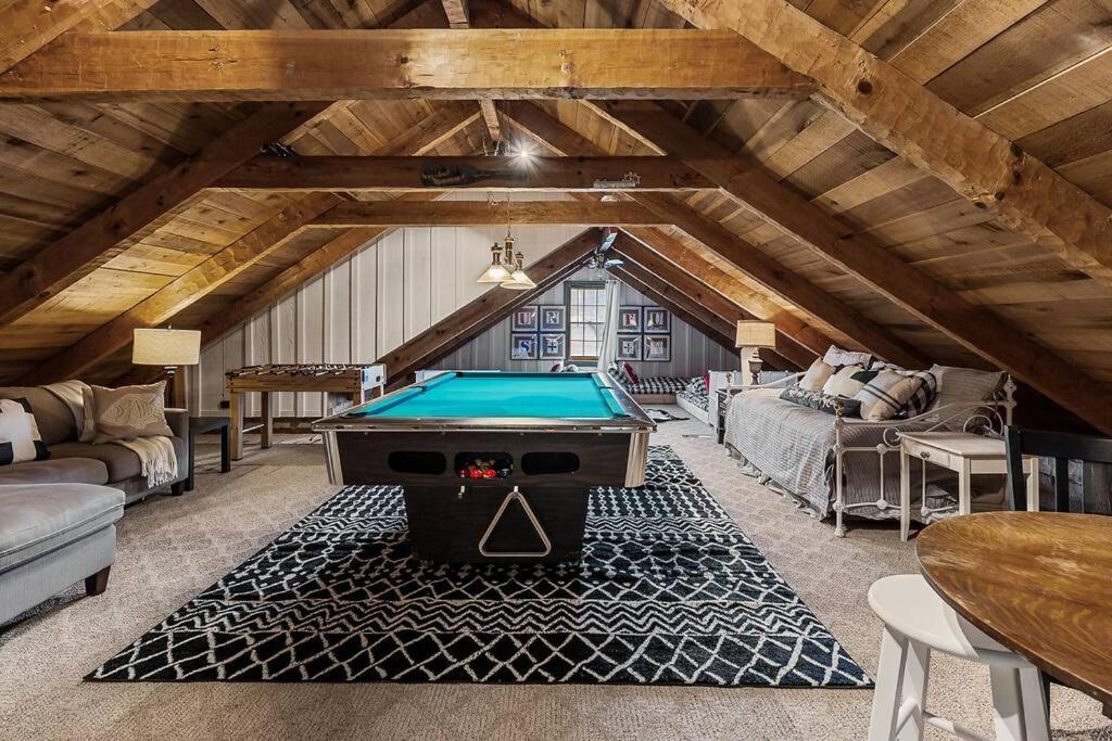 Rustic Cabin, Dock, Firepit, Kayaks & Games Winchester Εξωτερικό φωτογραφία