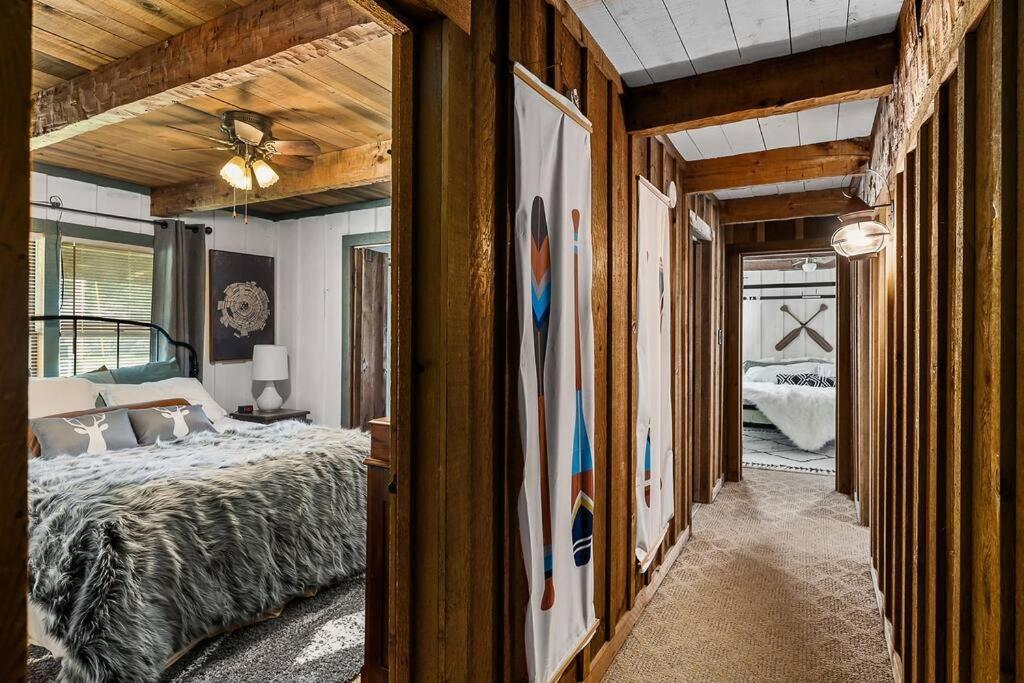 Rustic Cabin, Dock, Firepit, Kayaks & Games Winchester Εξωτερικό φωτογραφία